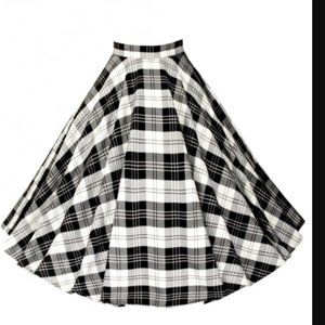 Vivian of Holloway Check Plaid Circle Swing Skirt